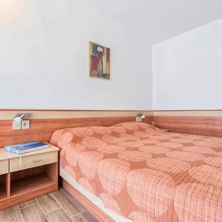 Διαμέρισμα Cuki Bungalow *