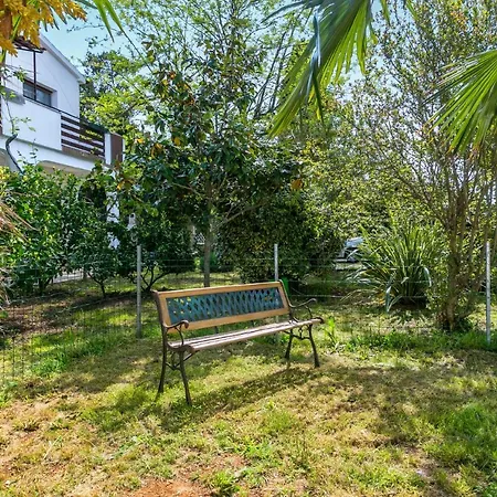 Cuki Bungalow * Μεντουλίν
